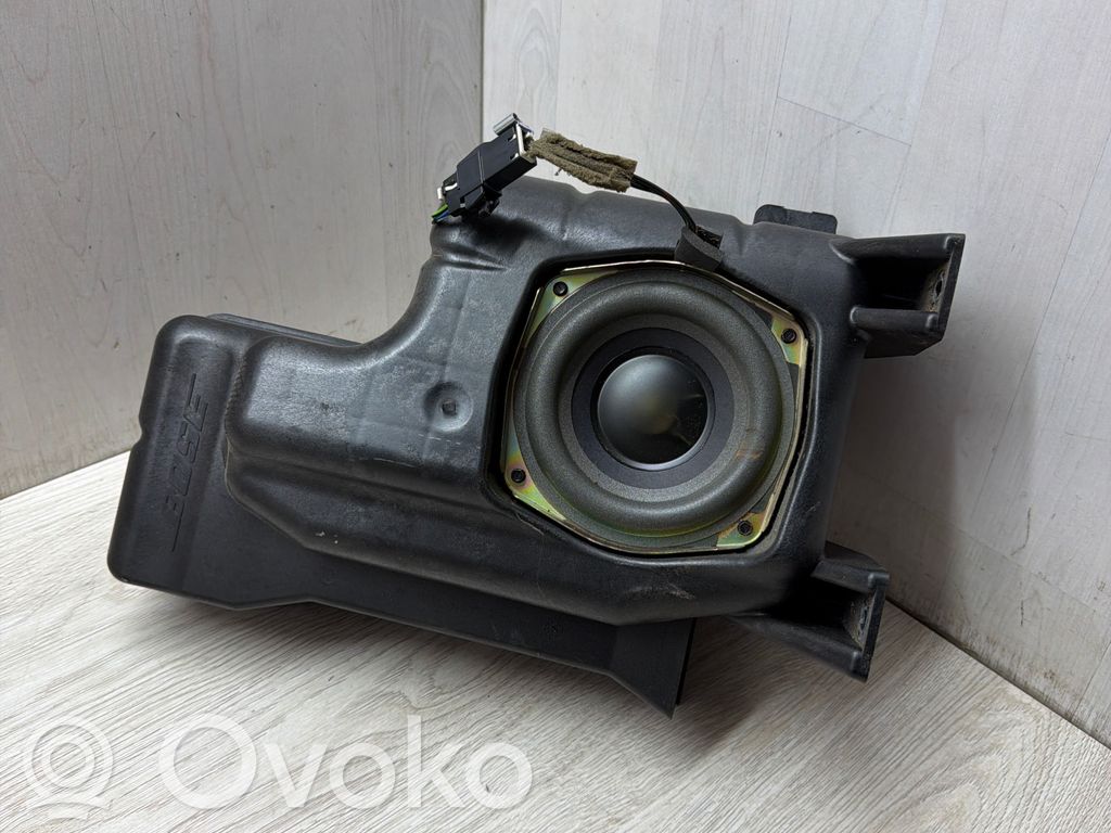 Cadillac SRX Altavoz subwoofer 