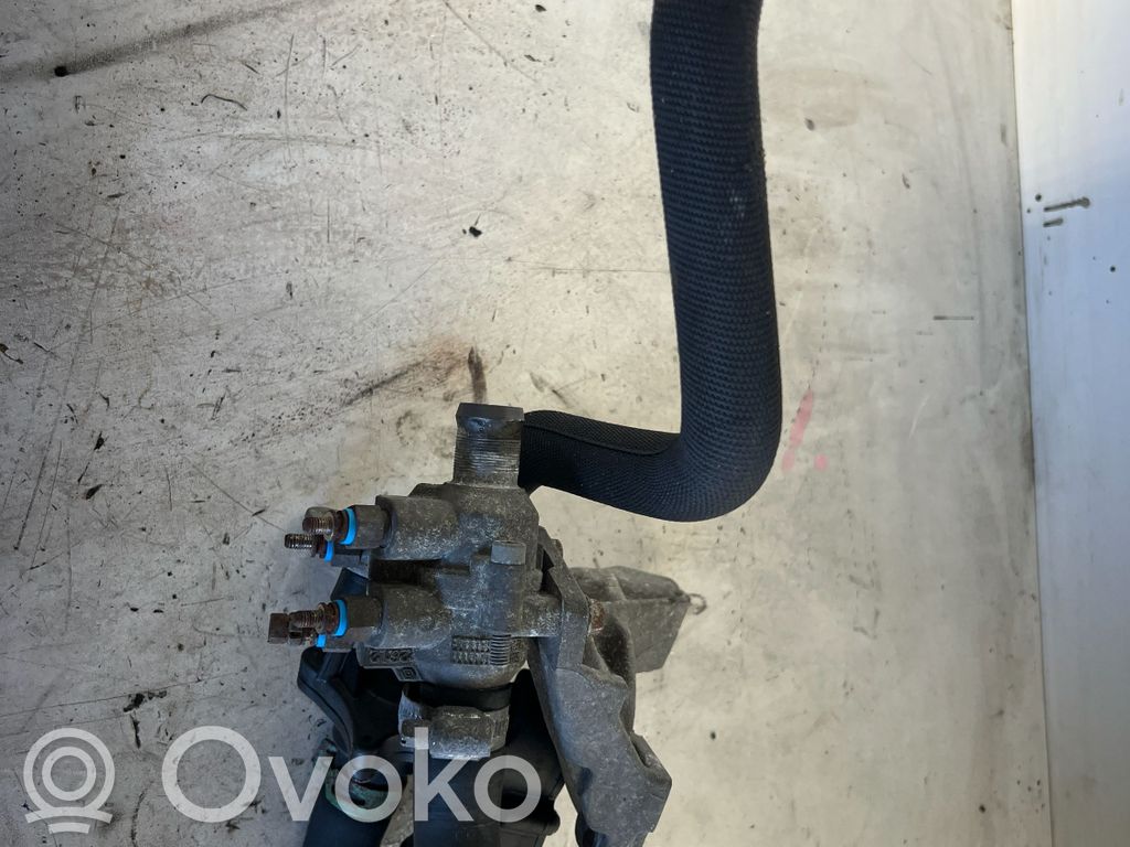 Engine mounting bracket   922371418
