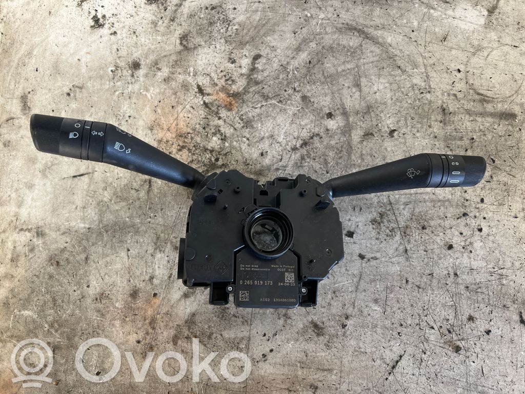 Iveco Daily 6th gen Interruptor/palanca de limpiador de luz de giro 