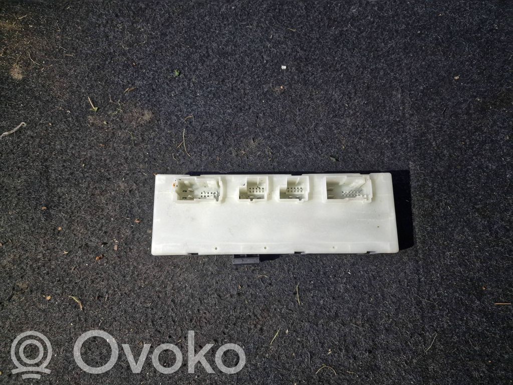 BMW X7 G07 Tailgate/trunk control unit/module 