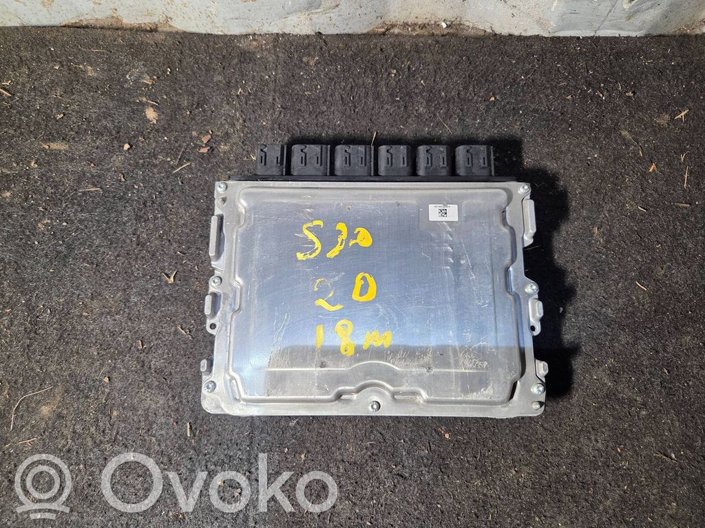 BMW 5 G30 G31 G38 Engine control unit/module 