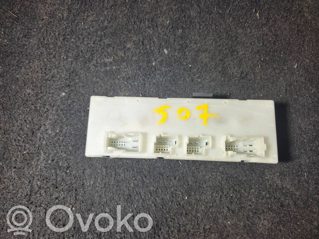 BMW X7 G07 Tailgate/trunk control unit/module 