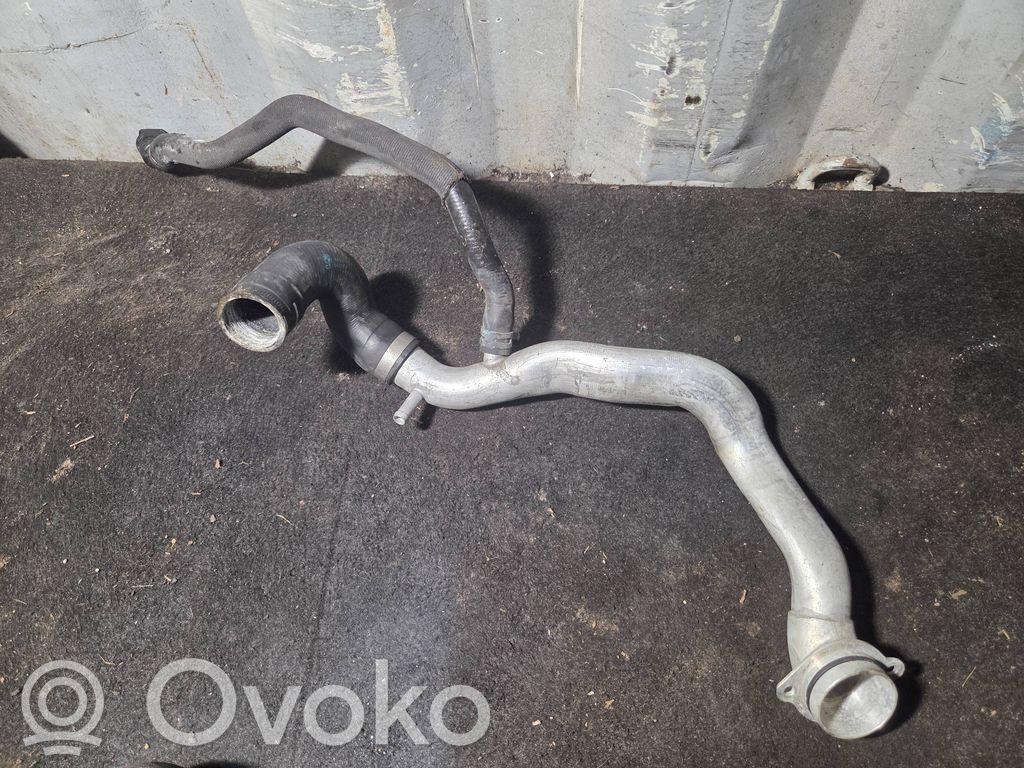 BMW 4 F32 F33 Conductă/furtun lichid de răcire motor 