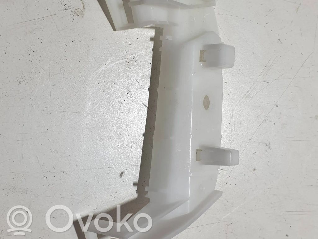 Front bumper mounting bracket