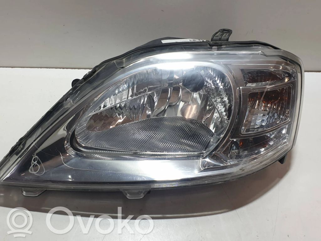 Dacia Logan I Headlight/headlamp 