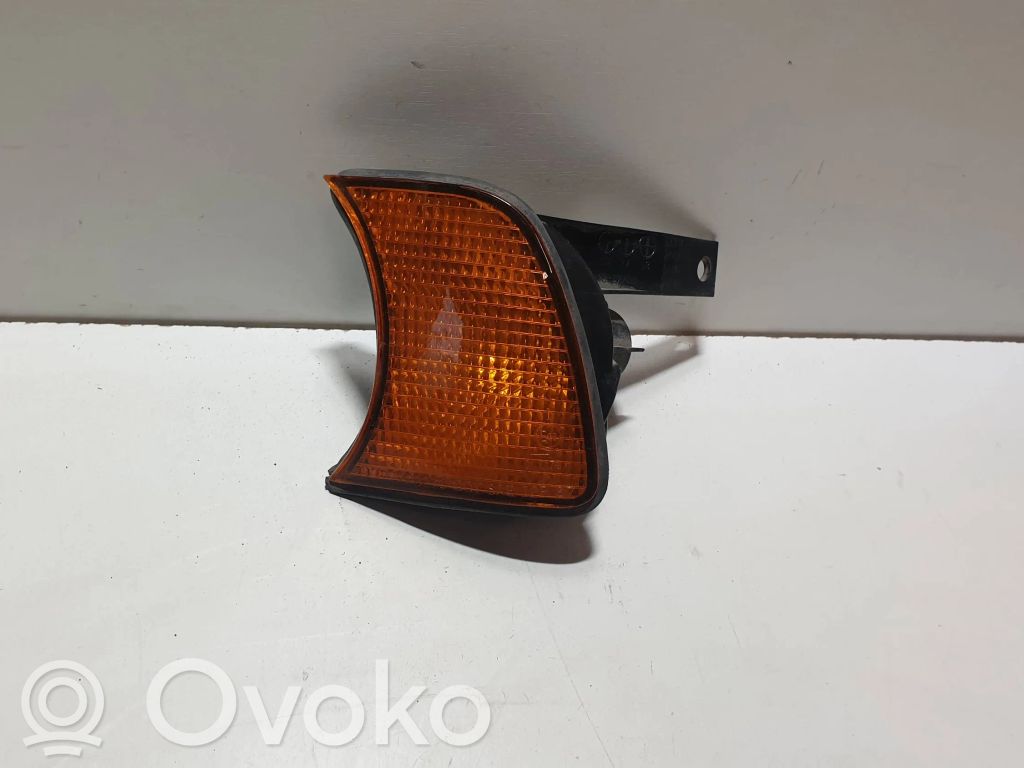 BMW 5 E34 Front indicator light 