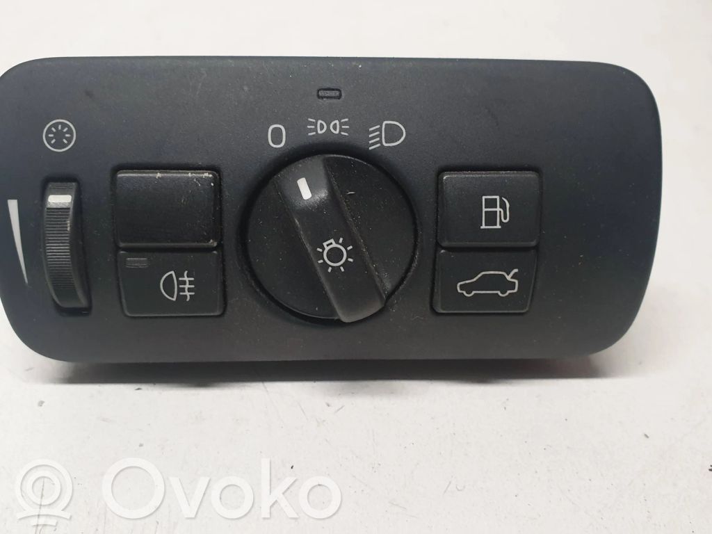 Volvo XC70 Light switch 