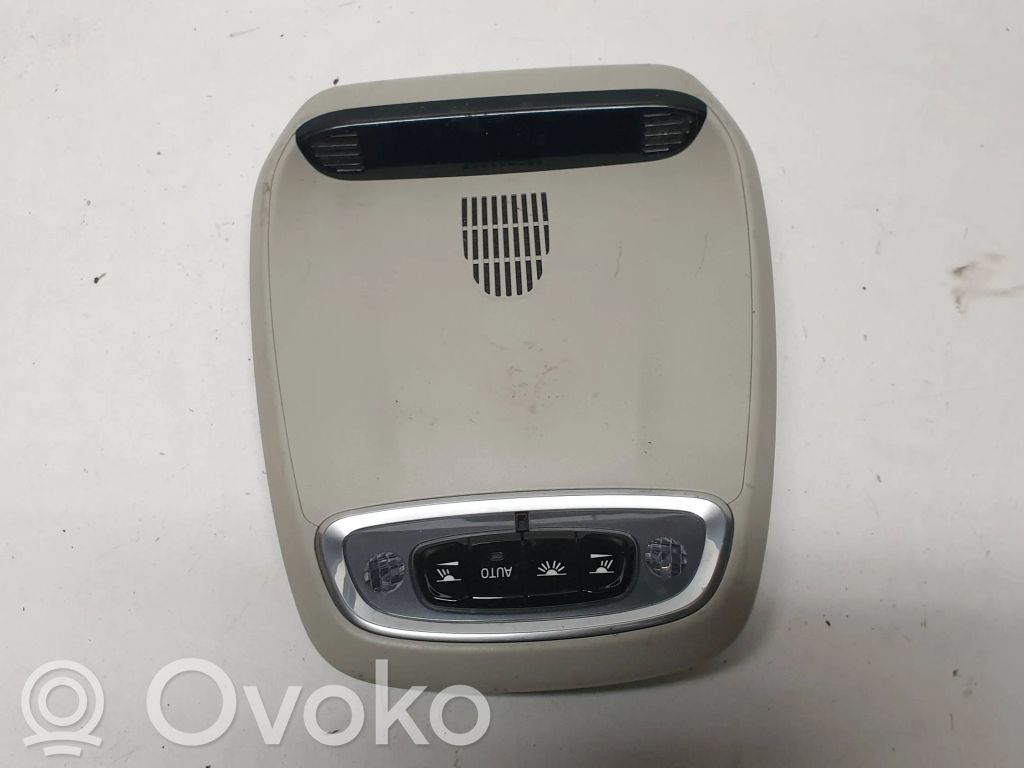 Volvo XC90 Priekinių vietų apšvietimo žibintas 