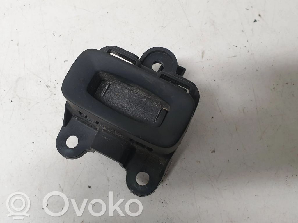 Virtalukko   28227917,2Y1733824BC,AH4N15607AE,CCAB09LP0300T0