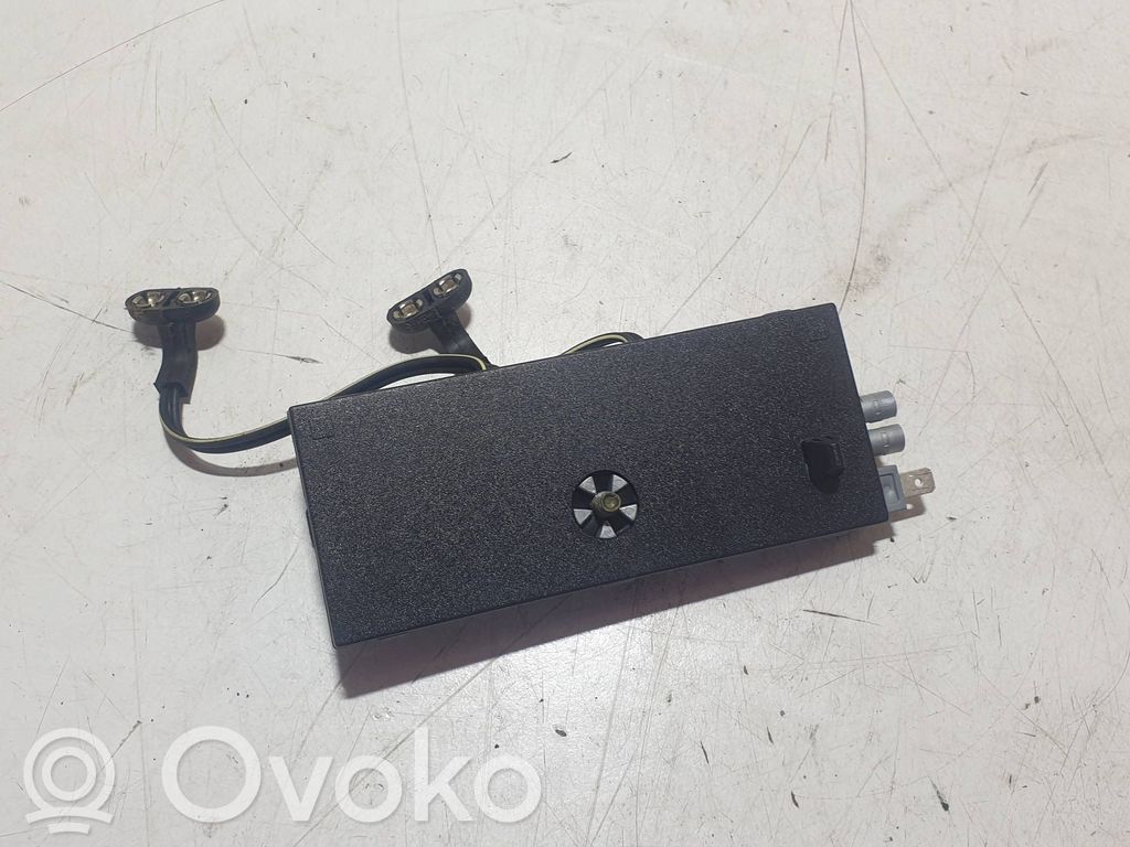 Volvo S80 Antenos stiprintuvas 
