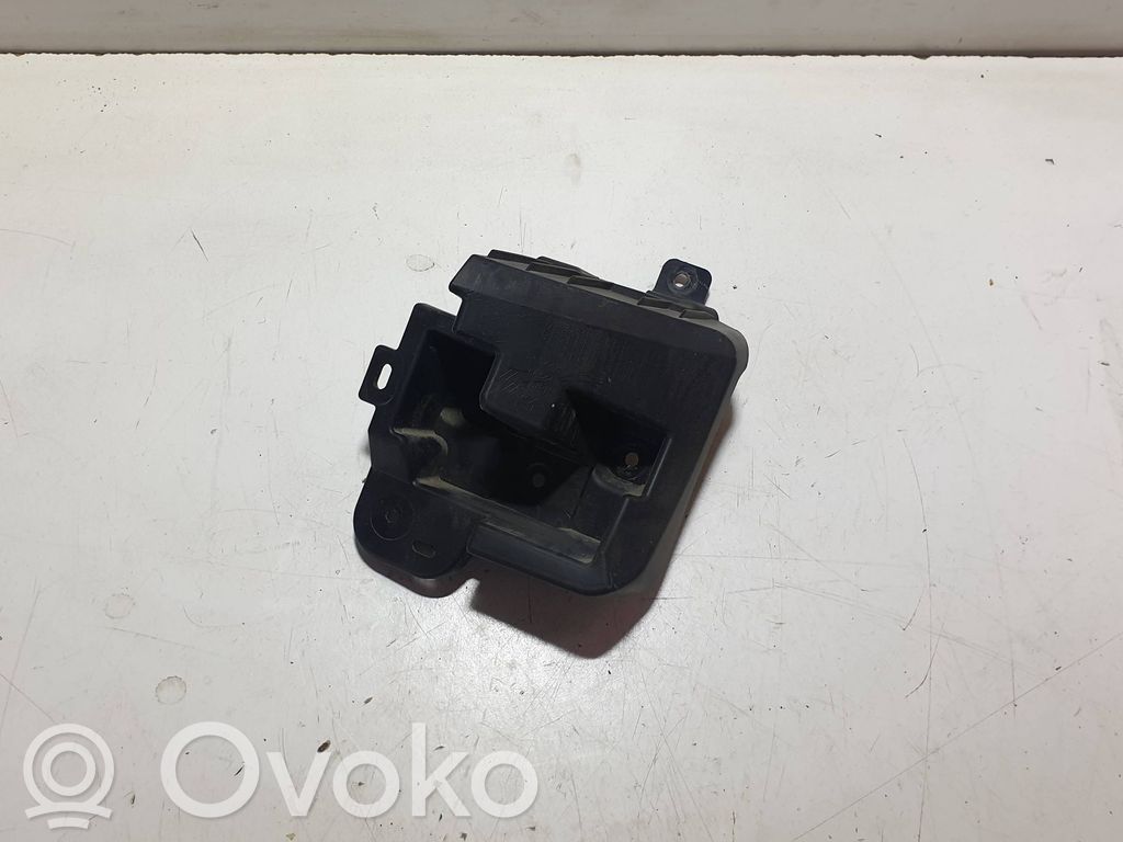 Renault Clio V Rear bumper mounting bracket 