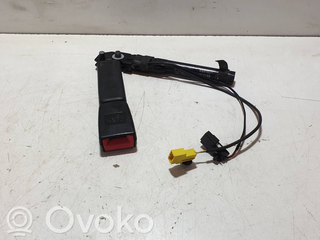 Opel Meriva B Klamra przedniego pasa bezpieczeństwa 