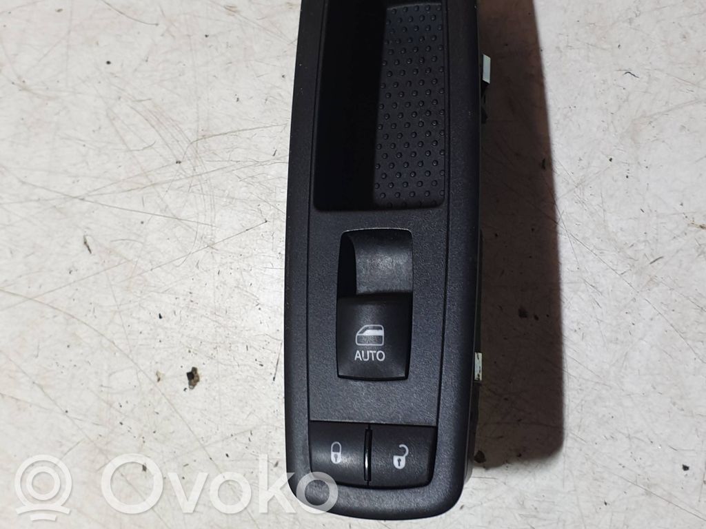 Dodge Durango III Electric window control switch 