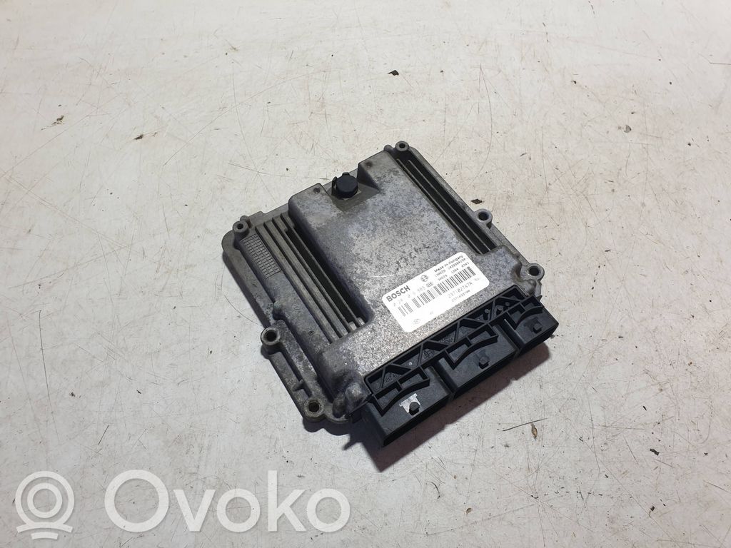 Renault Captur Engine control unit/module 
