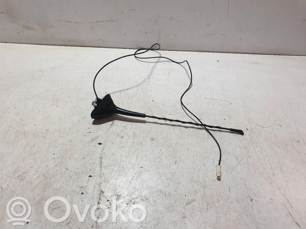 Renault Laguna III GPS-pystyantenni 