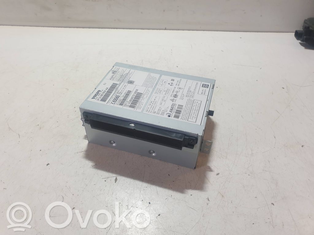 Panel / Radioodtwarzacz CD/DVD/GPS   5221720KHZ,31667604A,FM7601080MH,10R041299
