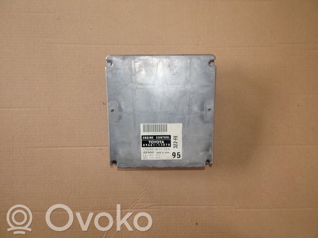 Toyota Corolla Verso E121 Engine control unit/module 