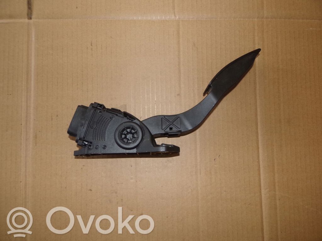Suzuki Swift I Accelerator throttle pedal 