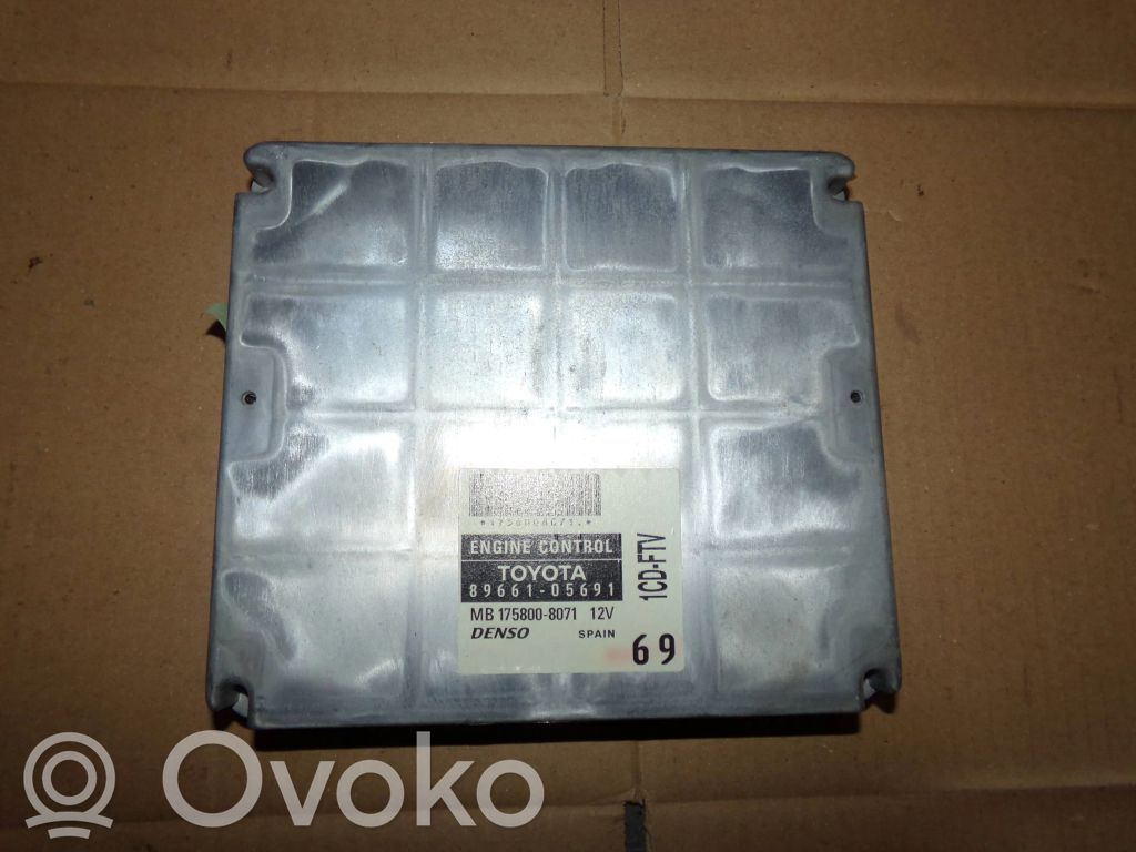 Toyota Avensis T250 Engine control unit/module 