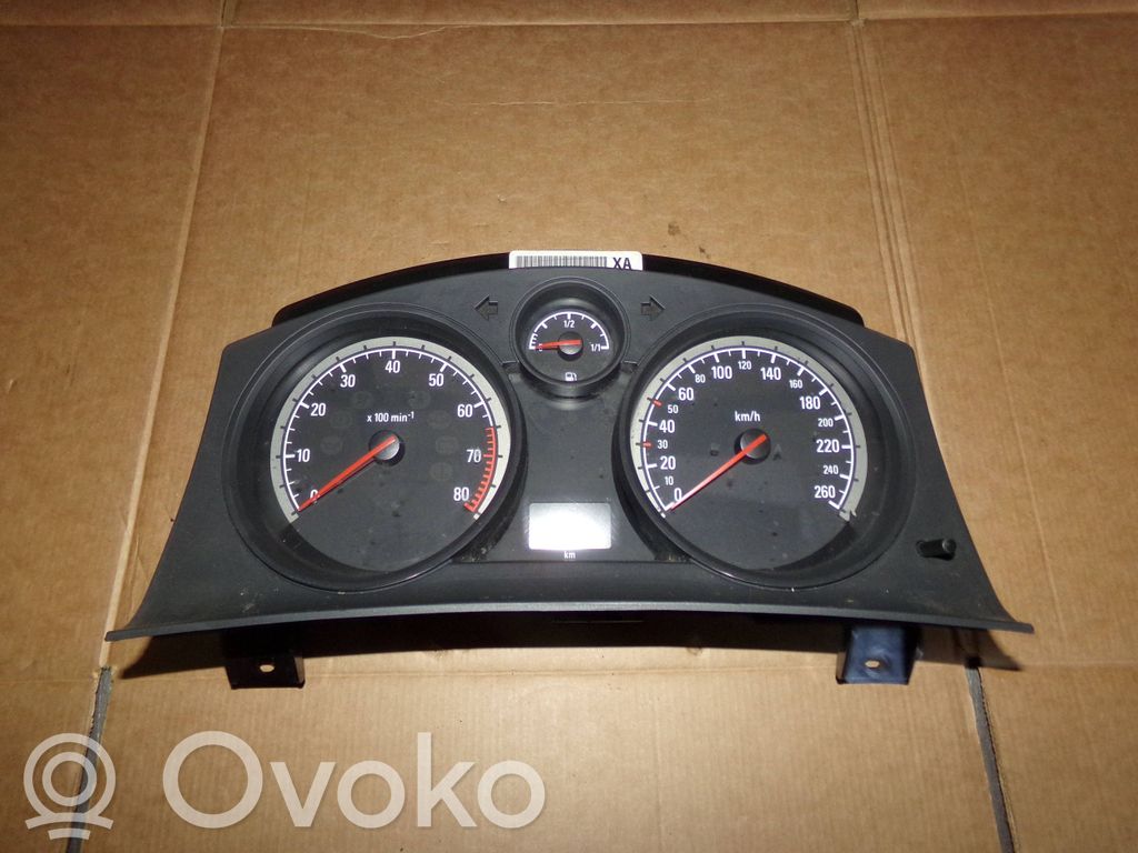 Opel Astra H Velocímetro (tablero de instrumentos) 