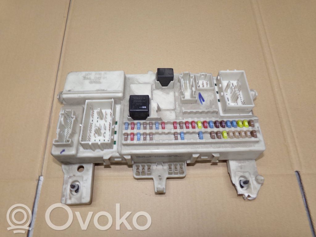 Volvo V50 Fuse module 