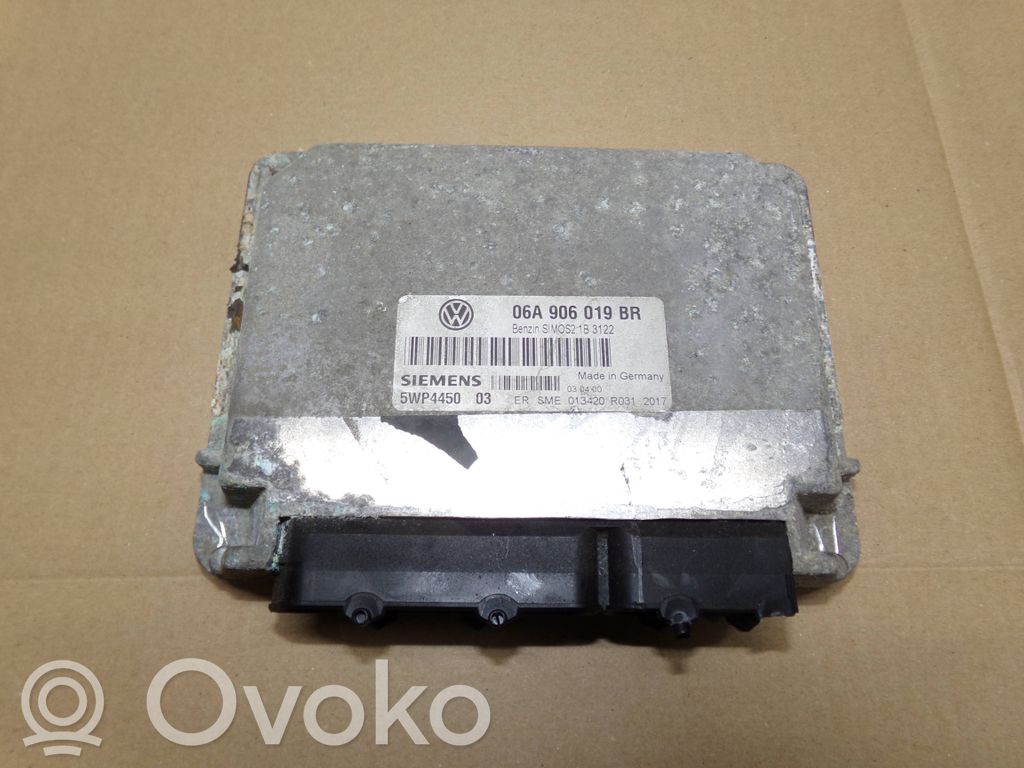 Seat Toledo II (1M) Moottorin ohjainlaite/moduuli 
