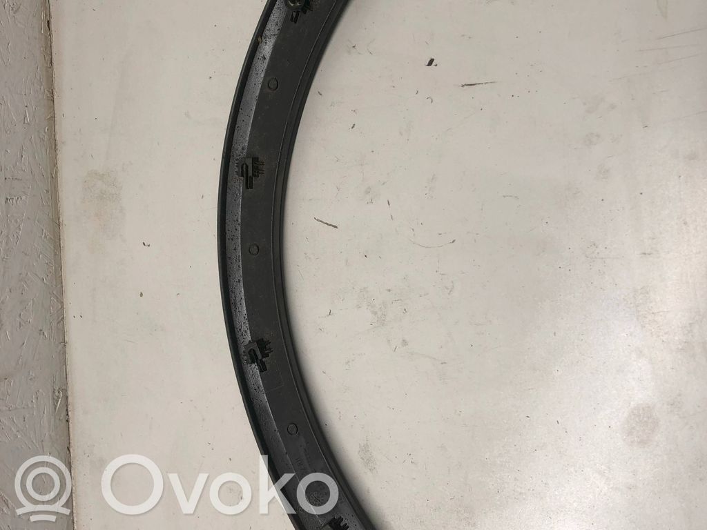 Opel Corsa C Moldura de la aleta delantera 