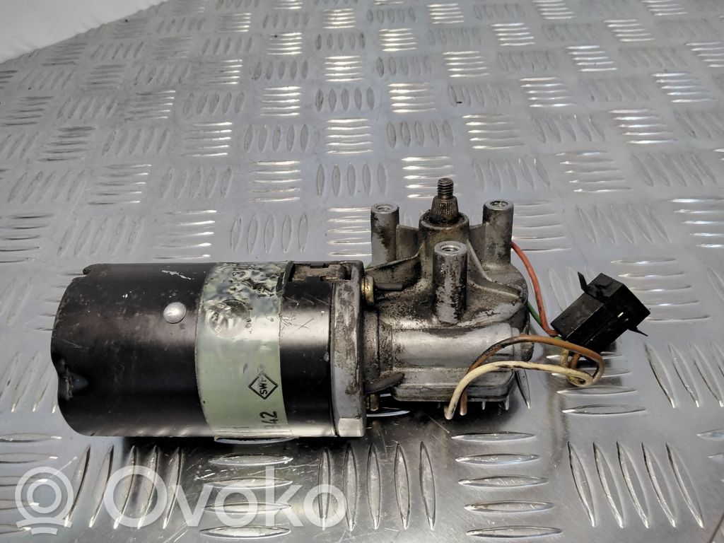 BMW 5 E28 Valytuvų varikliukas 