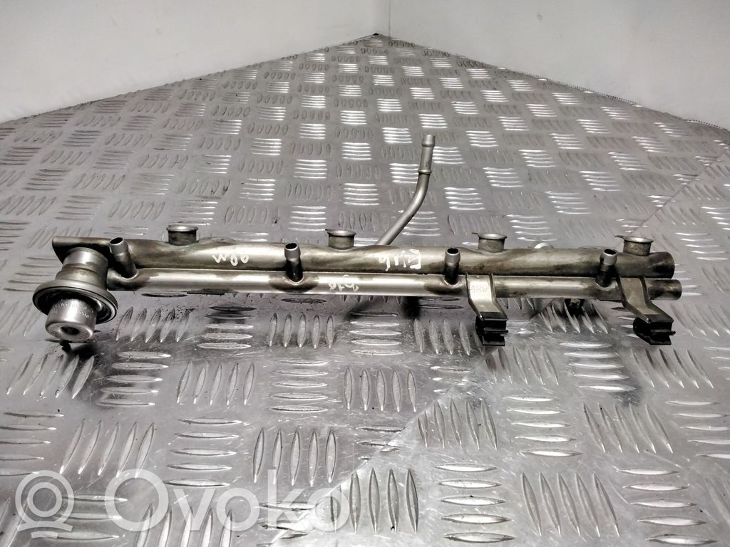 BMW 3 E46 Fuel main line pipe 