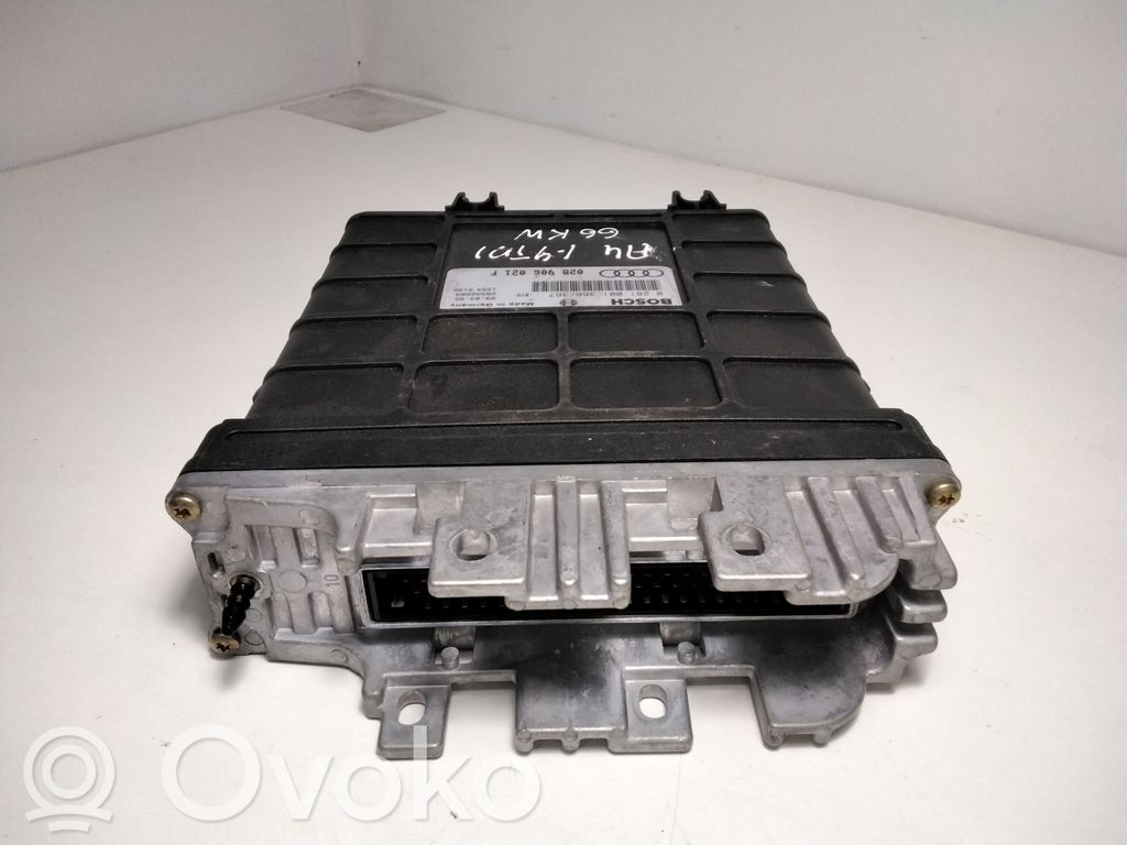 Engine control unit/module   028906021F,0281001366,28SA2589