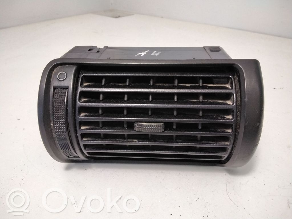 Audi A4 S4 B5 8D Sānu gaisa režģis 