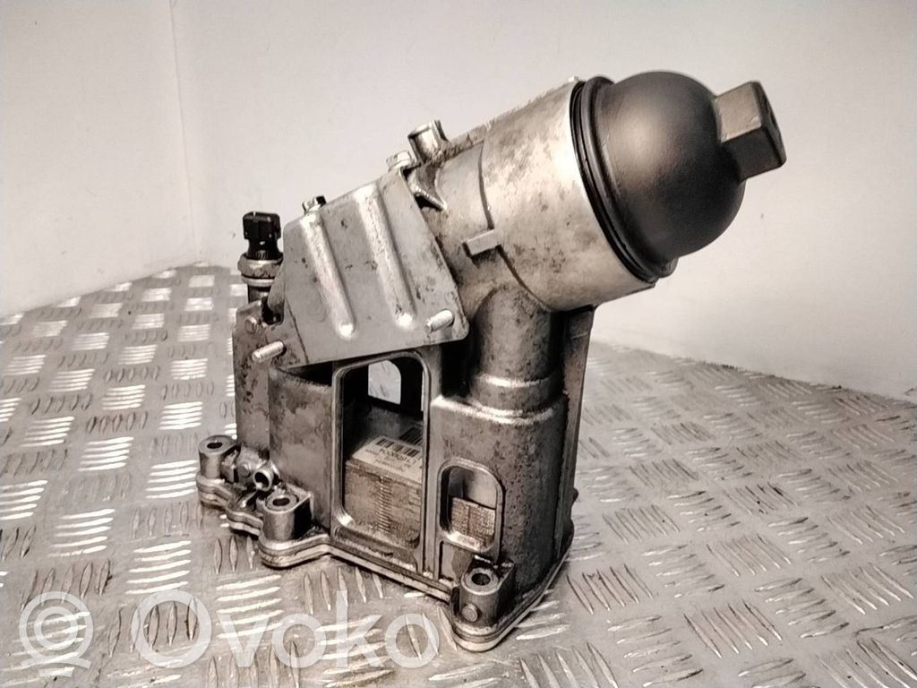BMW 3 E90 E91 Oil filter mounting bracket 