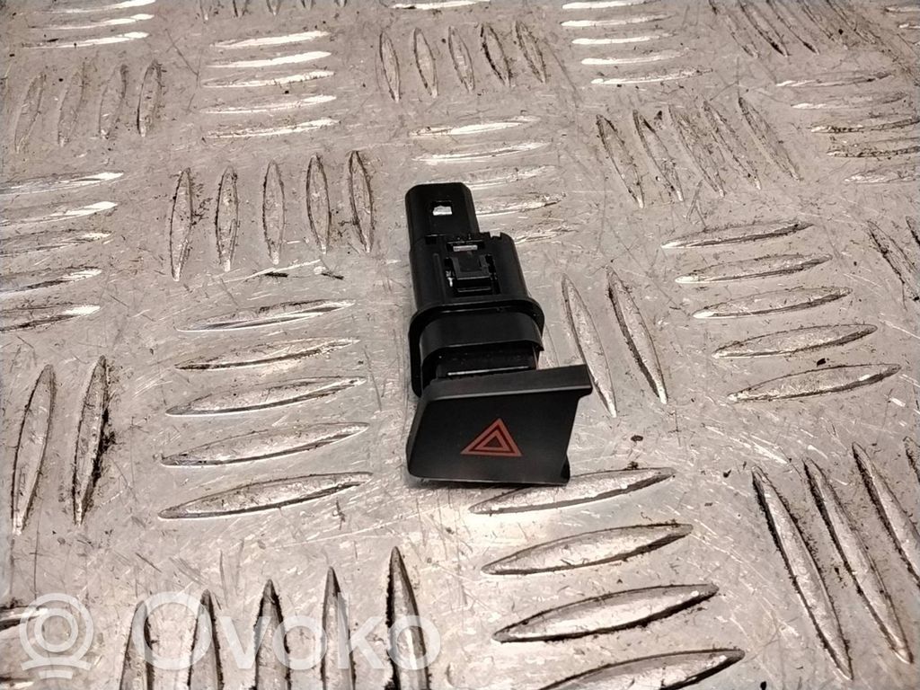 Chevrolet Captiva Hazard light switch 