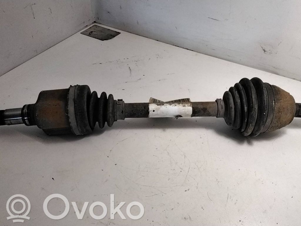 Volvo V50 Priekinis pusašis 