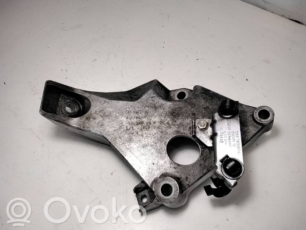BMW 3 E90 E91 Engine mounting bracket 