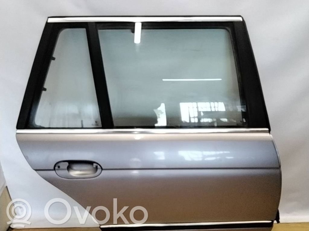 Rear door