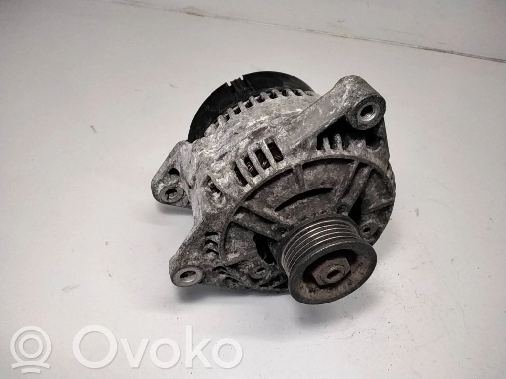 Audi A4 S4 B5 8D Ģenerators 