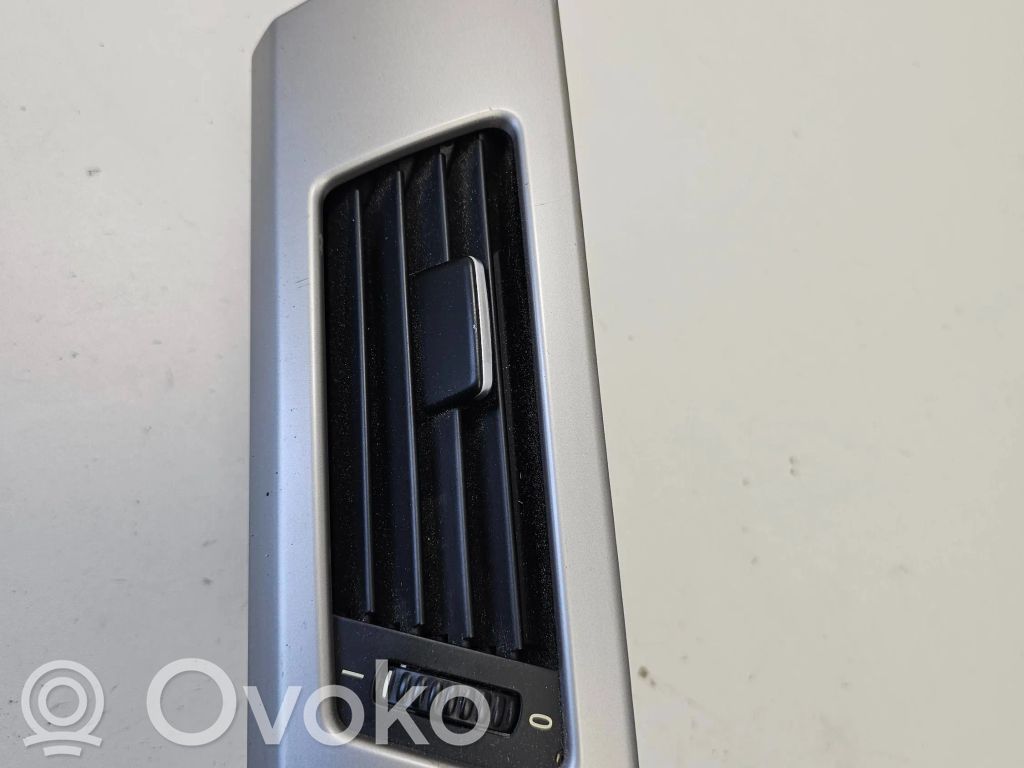 BMW 3 E90 E91 Salono oro latakas (-ai) 
