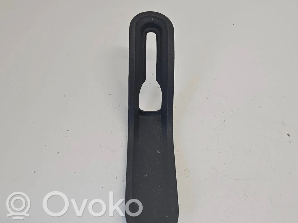 Citroen C2 Kita salono detalė 