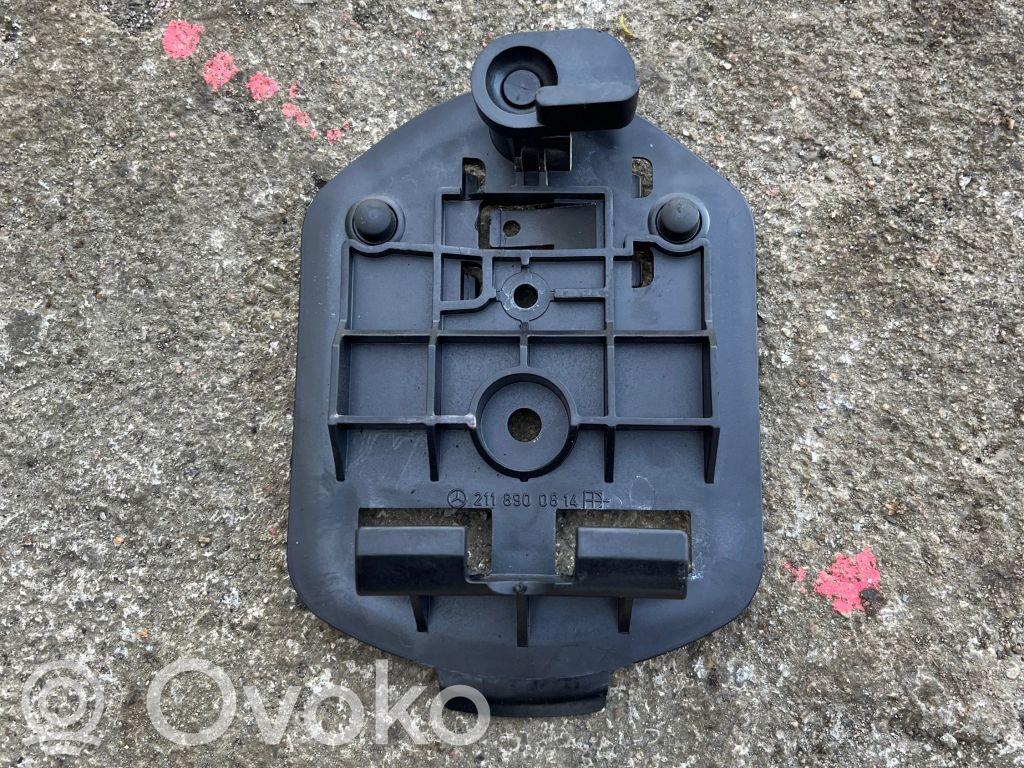 Mercedes-Benz C W204 Hazard Warning Triangle Mounting Bracket 