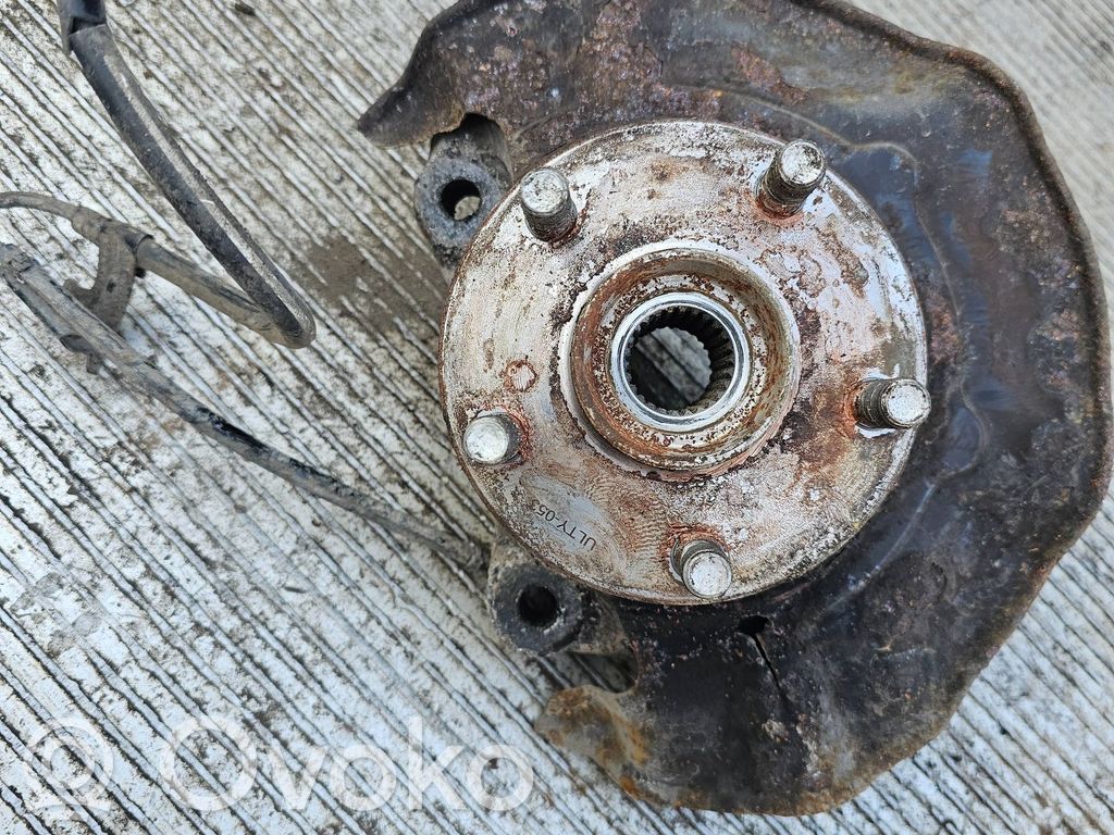 Toyota Prius (XW20) Front wheel hub 