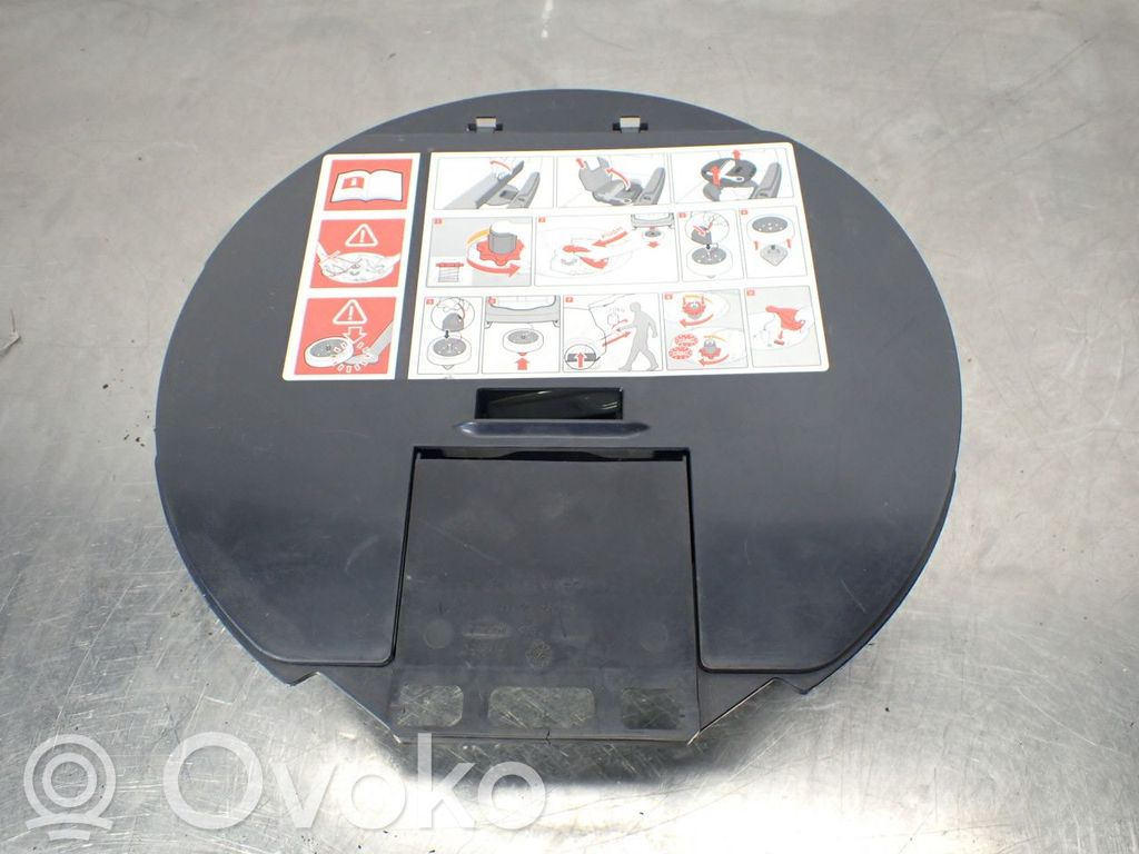 Renault Clio III Tool set 
