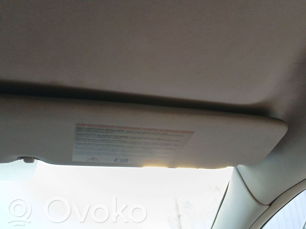Sun visor