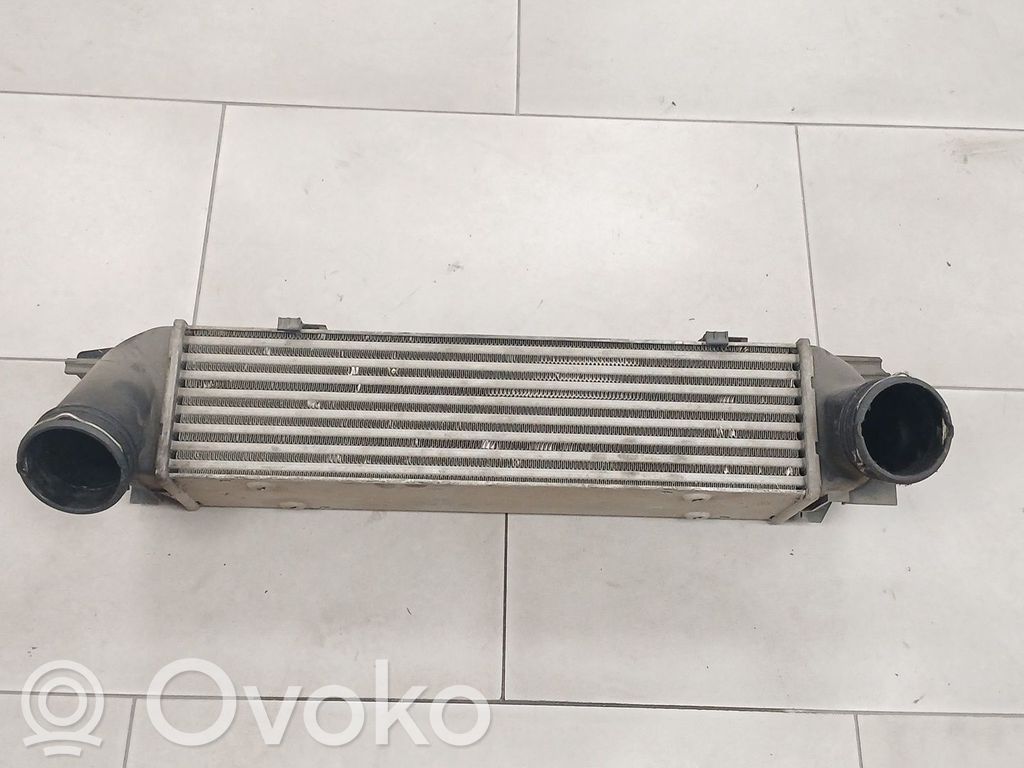 BMW 3 E90 E91 Interkūlerio radiatorius 