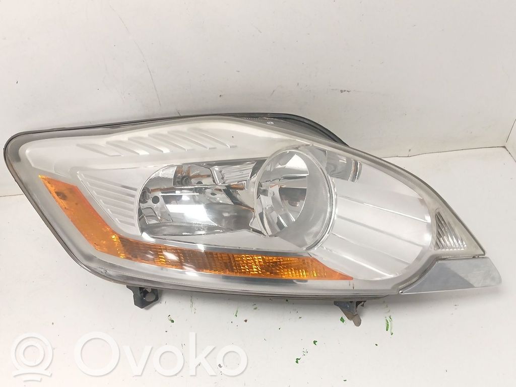 Phare frontale   8V4113W029