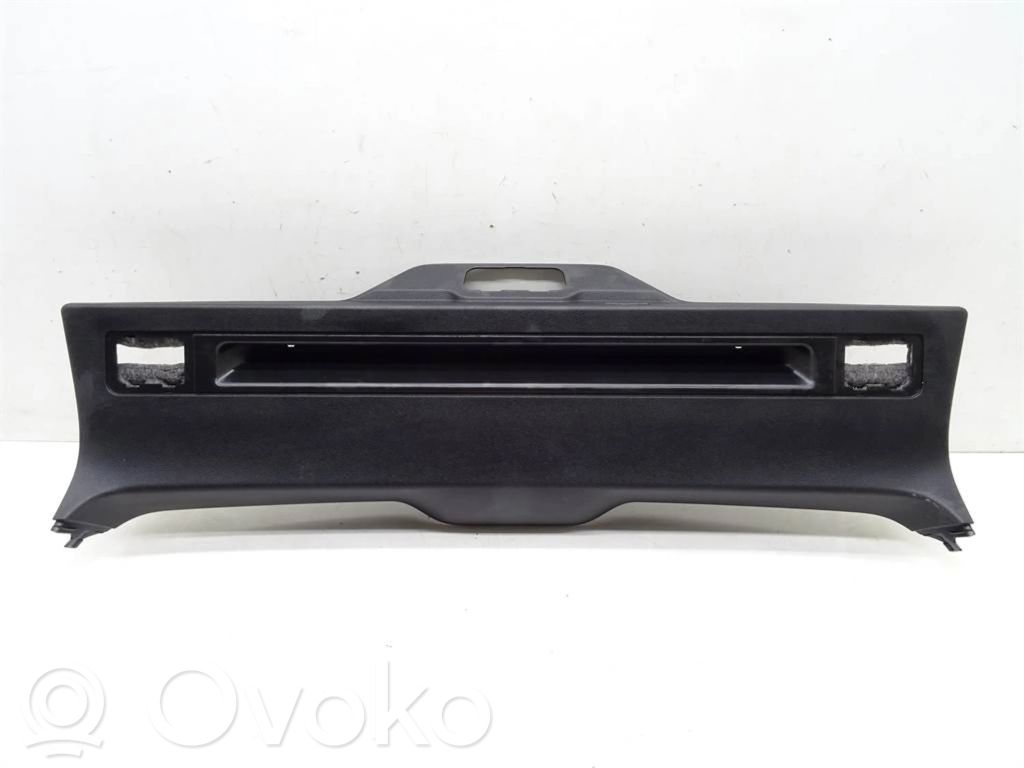 BMW X5 F15 Poszycie / Tapicerka tylnej klapy bagażnika 