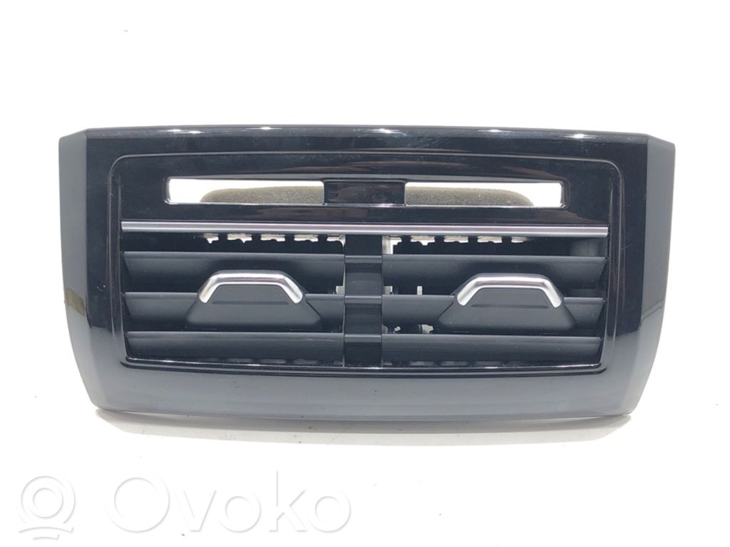 Audi A8 S8 D5 Oro grotelės gale 