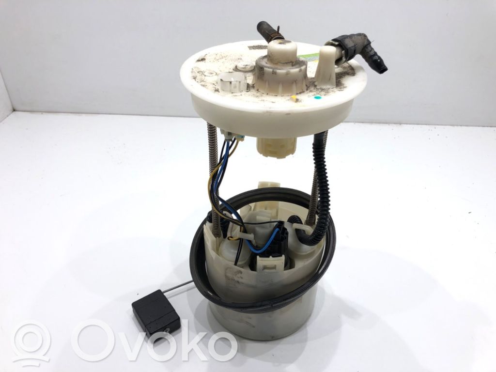 Honda Civic Polttoainesäiliön pumppu 