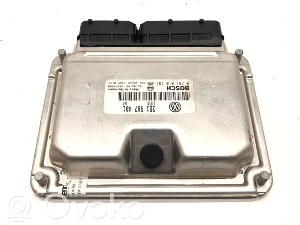 Volkswagen PASSAT B5 Engine control unit/module ECU 