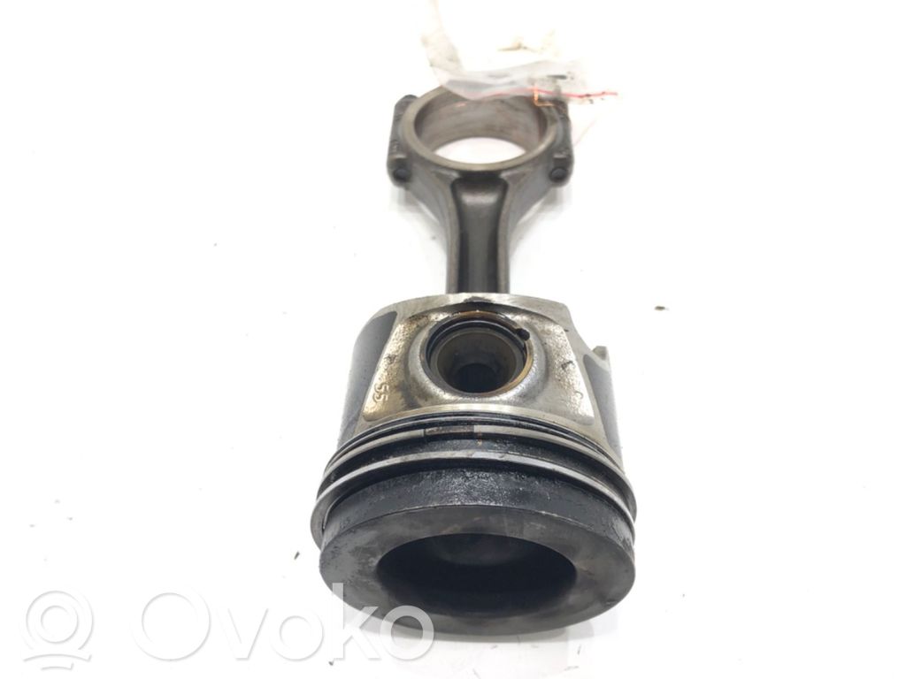Audi A4 S4 B8 8K Piston with connecting rod 